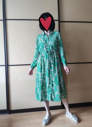 Платье рубашка  миди длинные рукава зелёное в принт цветы