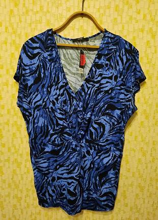 Жіноча футболка