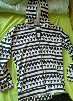 Костюм женский  прогулочный