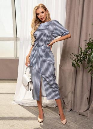 Арт: 12622_ серое полосатое платье с разрезом
