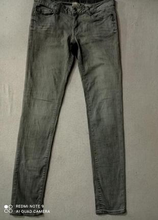 Шикарные фирменные джинсы mango 48р