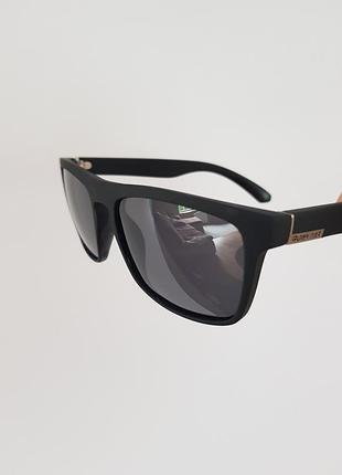 Солнцезащитные очки с поляризацией quisviker