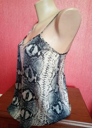 Мацка на брительці