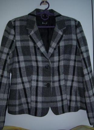 Піджак короткий жакет жіночий р. м miss h.
