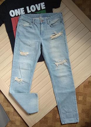 Джинсы бойфренды boyfriend c порванностями в голубом дениме h&m ☕ размер s / 40р
