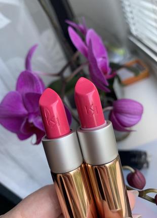 Помада з ефектом блиску kiko milano glossy