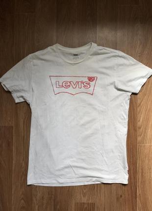 Футболка levi's