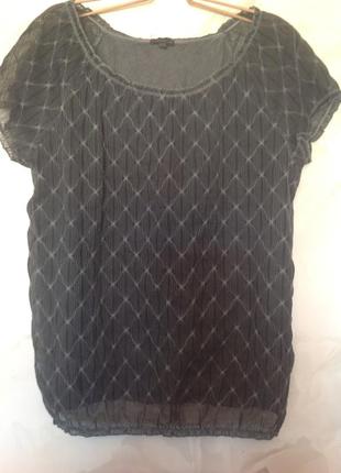 Цікава блуза з комбінованих тканин, розмір 50-52.