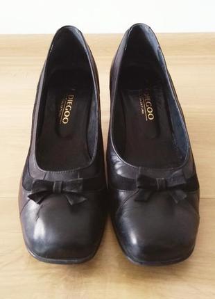 Туфли diegoo черного цвета с бархатным бантиком1 фото