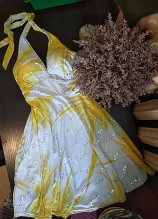 Солнечное платье с юбкой "солнце-клеш"