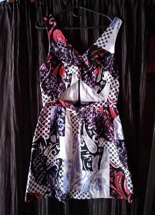 Изумительное коттоновое платье с фактурной ткани в цветочный принт1 фото