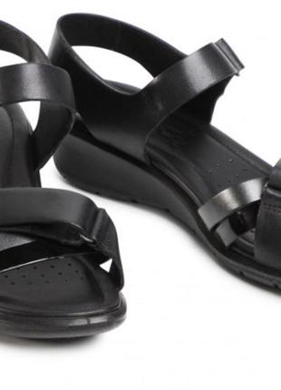 Женские, кожаные босоножкиecco felicia sandal