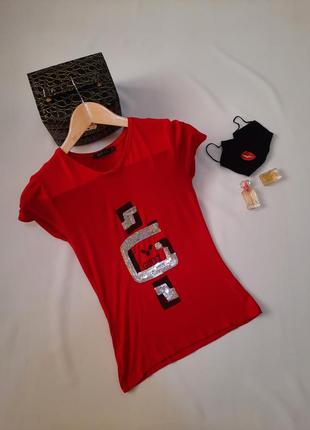 Черфона футболка в обтяжку майка/розпродаж червона футболка в обтяжку з паєтками майка