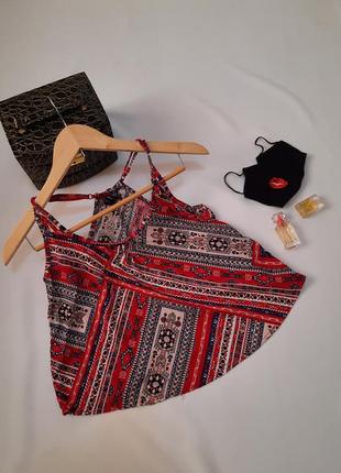 Об'єднання з'ємний топ на бретелях топік/об'ємний топ на бретелях топік