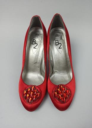 Жіночі туфлі b2 розмір 39 (25 див)2 фото