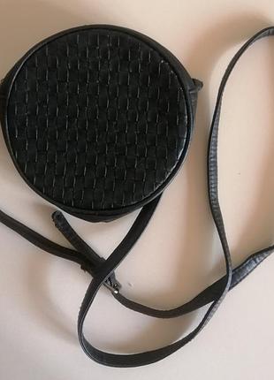 Маленькая чёрная сумочка