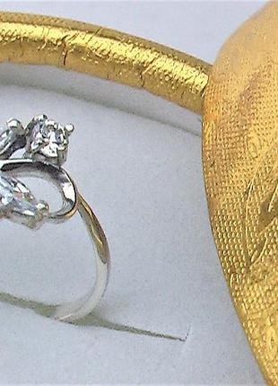 Кольцо перстень серебро 925 проба 1.71 грамма 18 размер