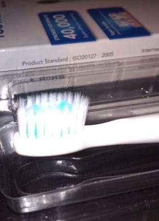 Електрична зубна щітка.7 фото