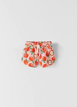 Шорты в яркий летний принт яблоки zara