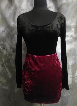 Короткая бархатная мини юбка бордо, винного цвета