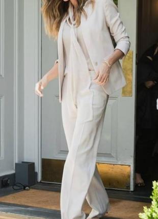 Широкие прямые  костюмные брюки