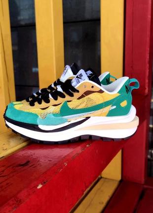 Кроссовки nike sacai vaporwaffle tour yellow stadium green2 фото