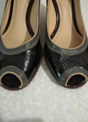 Лаковые открытые туфли clarks 37р.2 фото