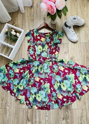 Літнє плаття в квітковий принт