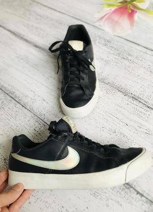 Круті шкіряні кросівки, кеди nike розмір 39(25см устілка)