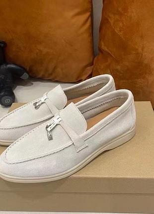 Женские мокасины