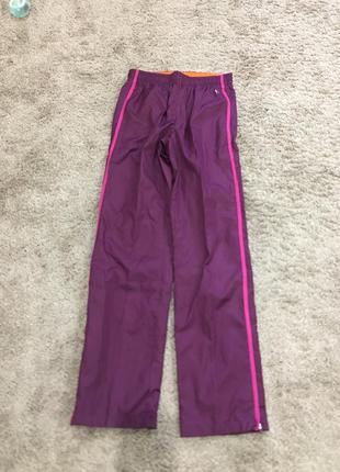 Спортивні штани жіночі
