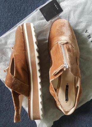 Новые! бесподобные бархатные босоножки"zara basic" разм 40,5 -41