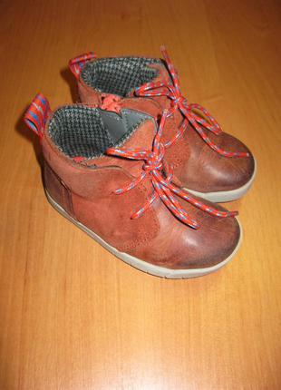Ботинки "clarks" размер 21.