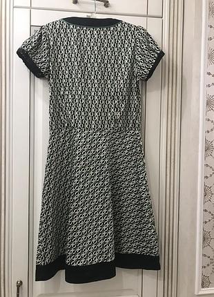 Очень красивое атласное платье red herring /debenhams с принтом6 фото