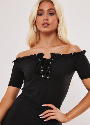 Интересное платье в черном цвете