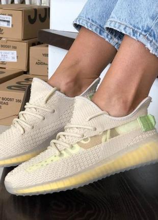 Р.36, 37 кросівки adidas yeezy boost 350 v2 (бежево/салатові)3 фото