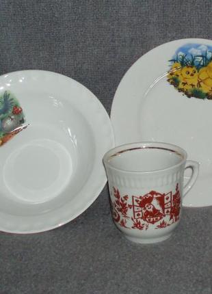 Фарфор тріо дитячого посуду тарілка, чашка деколь, зроблено в україні.1 фото