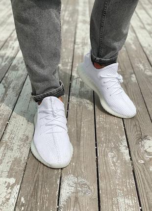 Женские кроссовки adidas x yeezy boost 350 v2 cream white3 фото