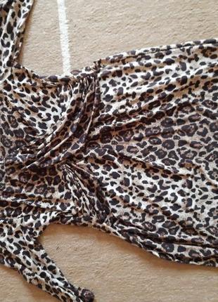 На роботу і гості,на свято