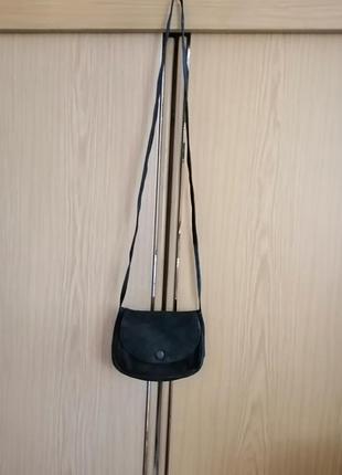 Маленькая  сумочка  б/у через плечо