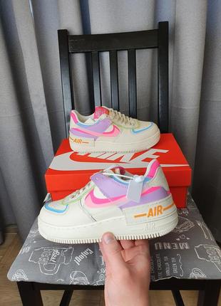 Женские кроссовки nike air force 1 shadow double swoosh цветные. разноцветные найк аир форс кроссы