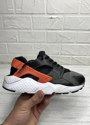 Кросівки nike huarache