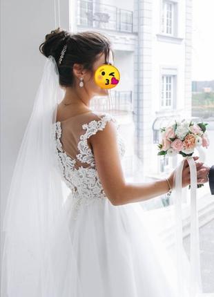Весільна сукня (італійське мереживо)2 фото
