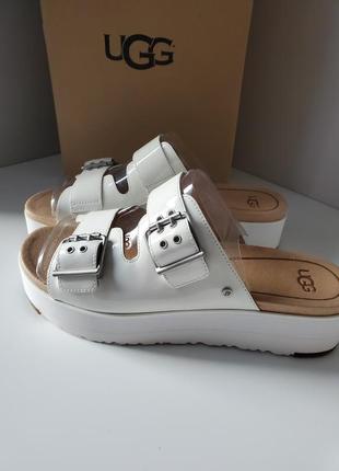 Шльопанці ugg