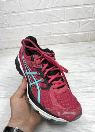 Кроссовки  asics