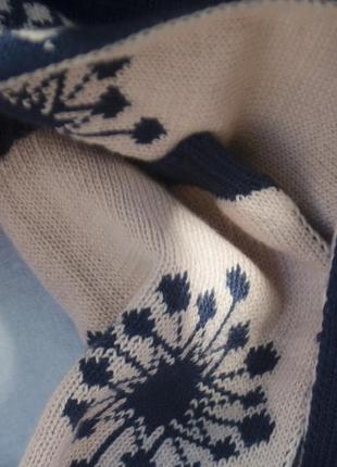 Новий дуже красивий двосторонній шарф з візерунком