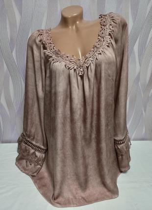 Вискозная блуза красивого цвета, кружево р. xl/2xl , италия