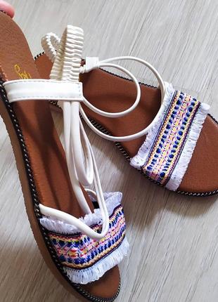 Босоніжки жіночі літні 🌼2 фото