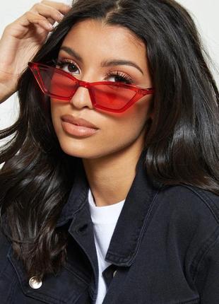 Тренд красные очки солнцезащитные кошечки узкие лисички прозрачные ретро окуляри сонцезахисні червоні1 фото