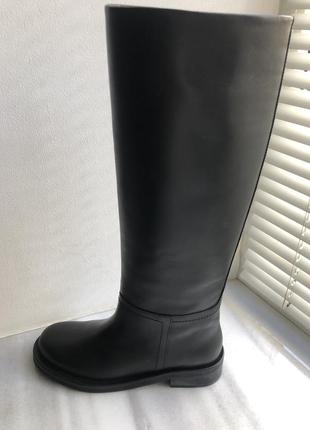 Кожаные сапоги